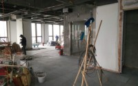 深圳裝修公司-康藍建設案例，走進建活貿(mào)易裝修現(xiàn)場